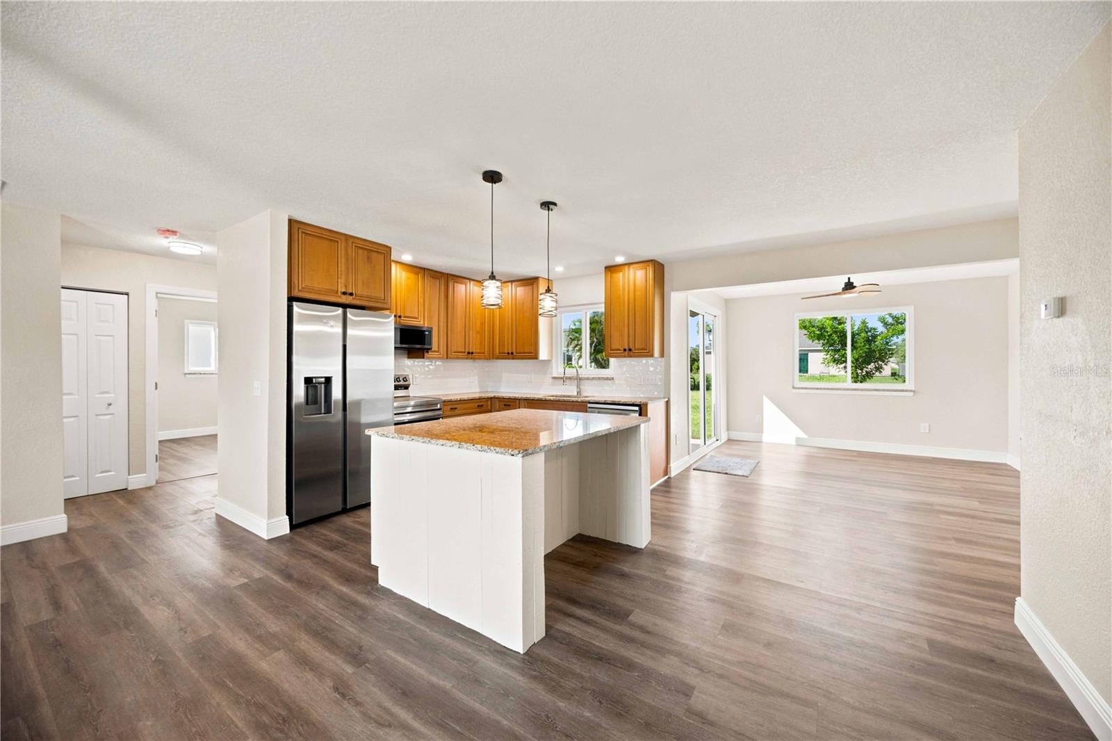 7321 Bolten Ln Property Photo 10