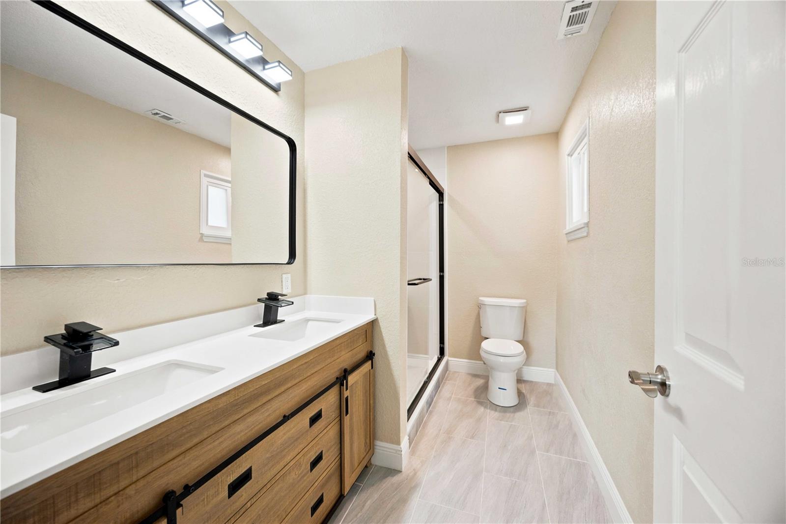 7321 Bolten Ln Property Photo 21