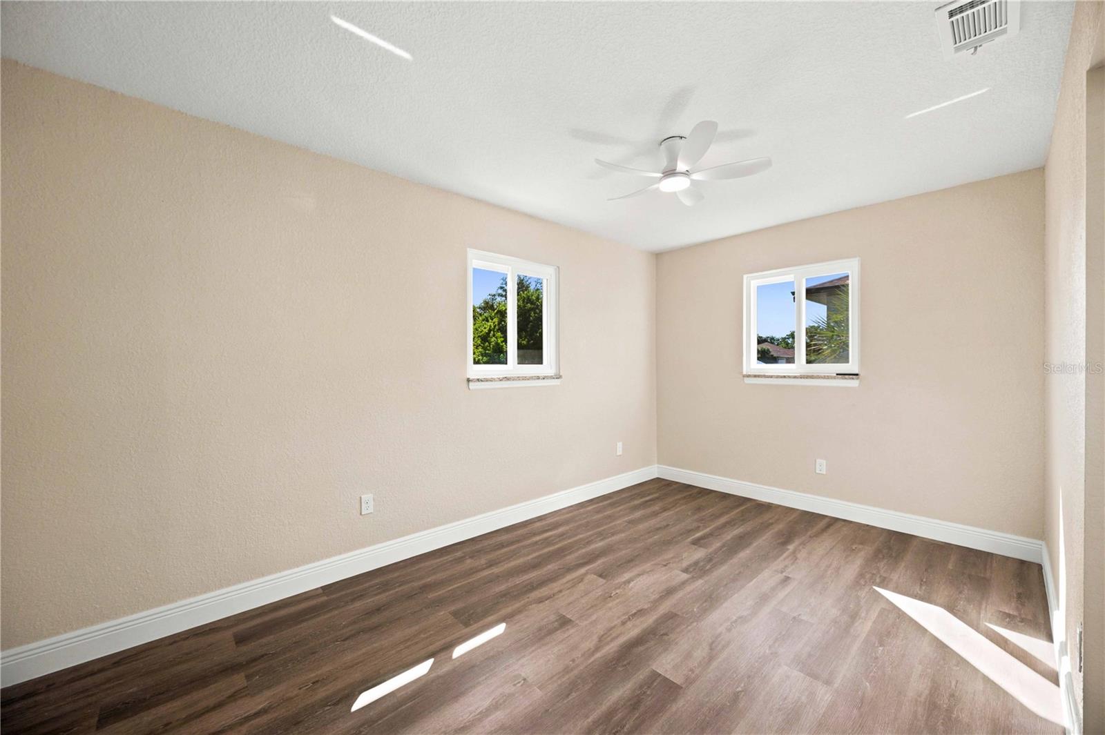 7321 Bolten Ln Property Photo 25