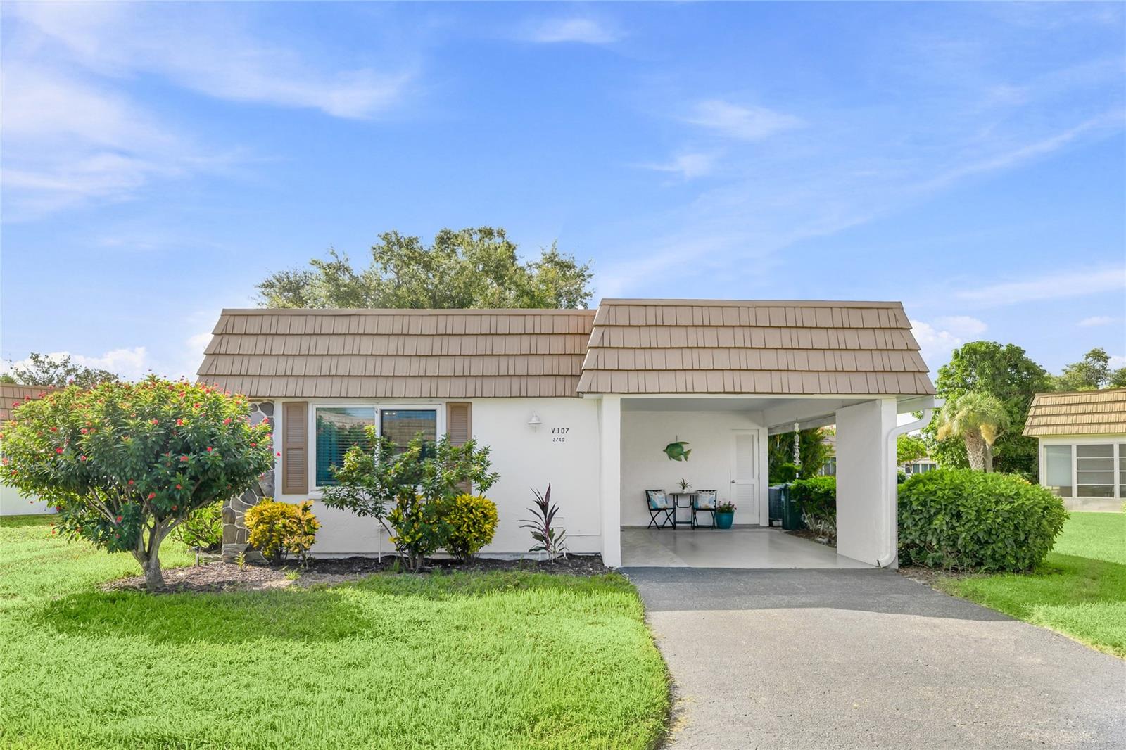 2740 Riverbluff Pkwy #v107 Property Photo 2