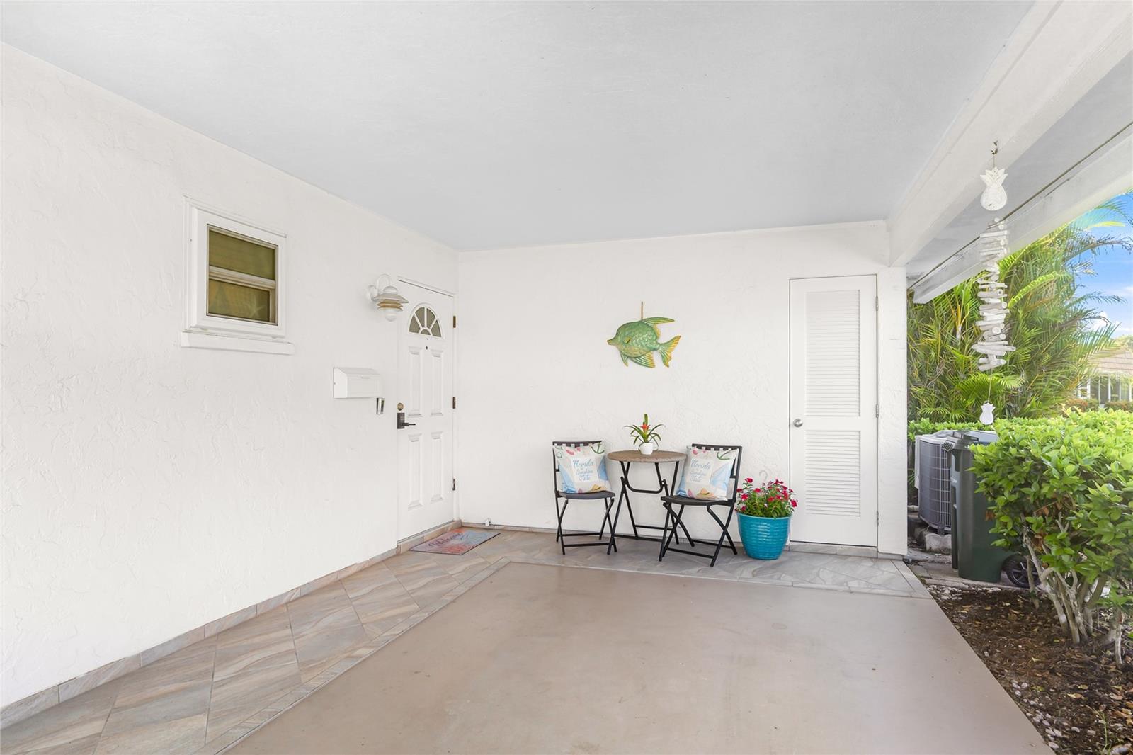 2740 Riverbluff Pkwy #v107 Property Photo 4
