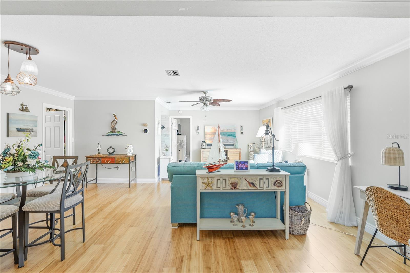 2740 Riverbluff Pkwy #v107 Property Photo 9