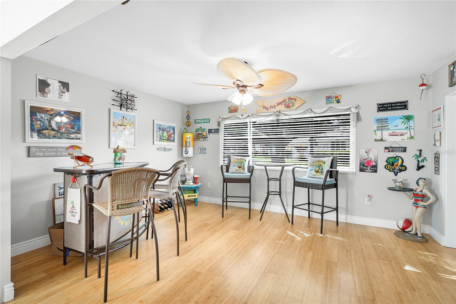 2740 Riverbluff Pkwy #v107 Property Photo 15
