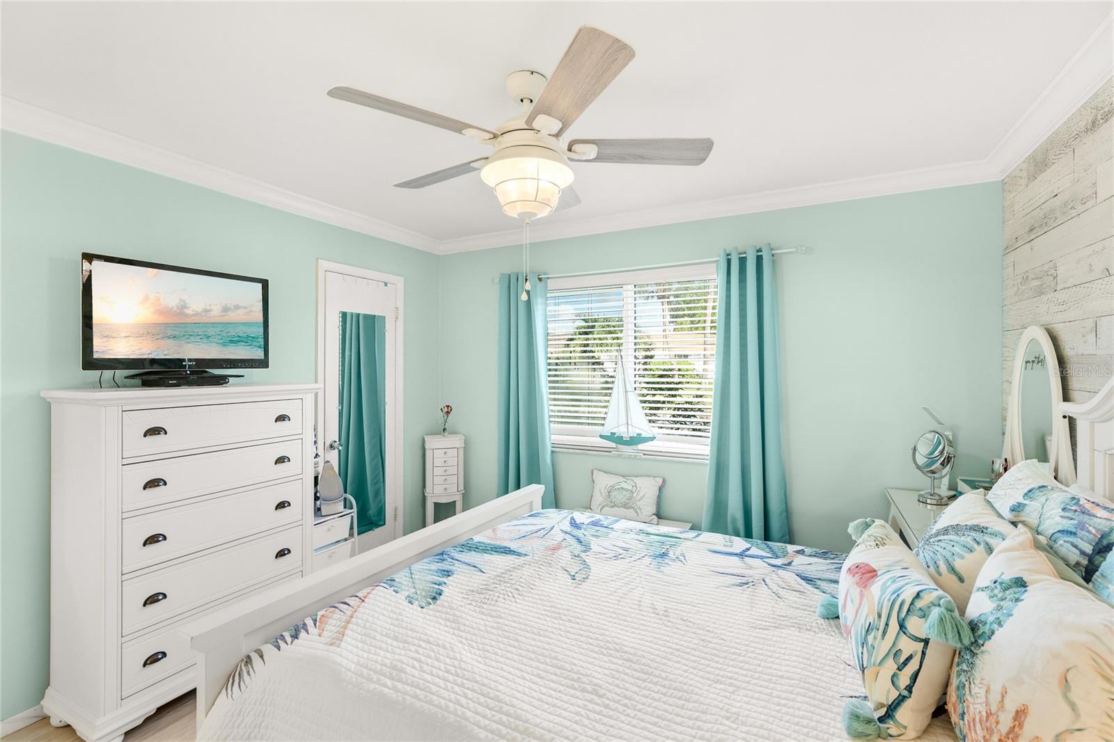 2740 Riverbluff Pkwy #v107 Property Photo 18