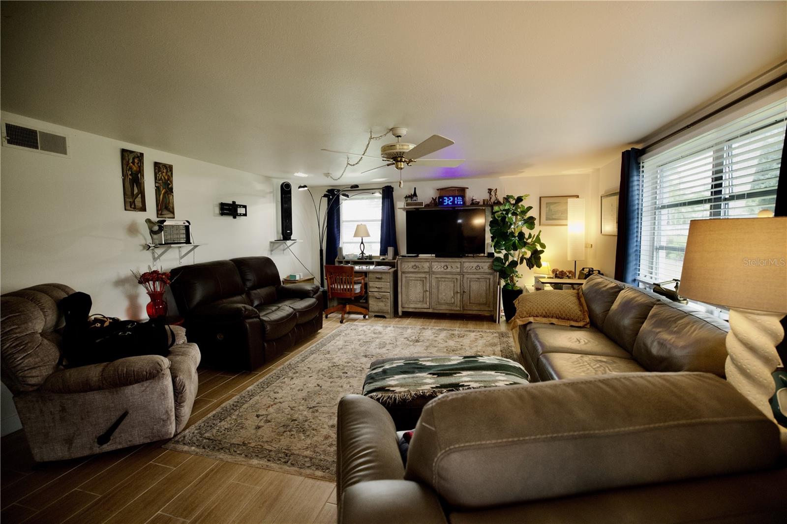1741 Caribbean Cir #13 Property Photo 11