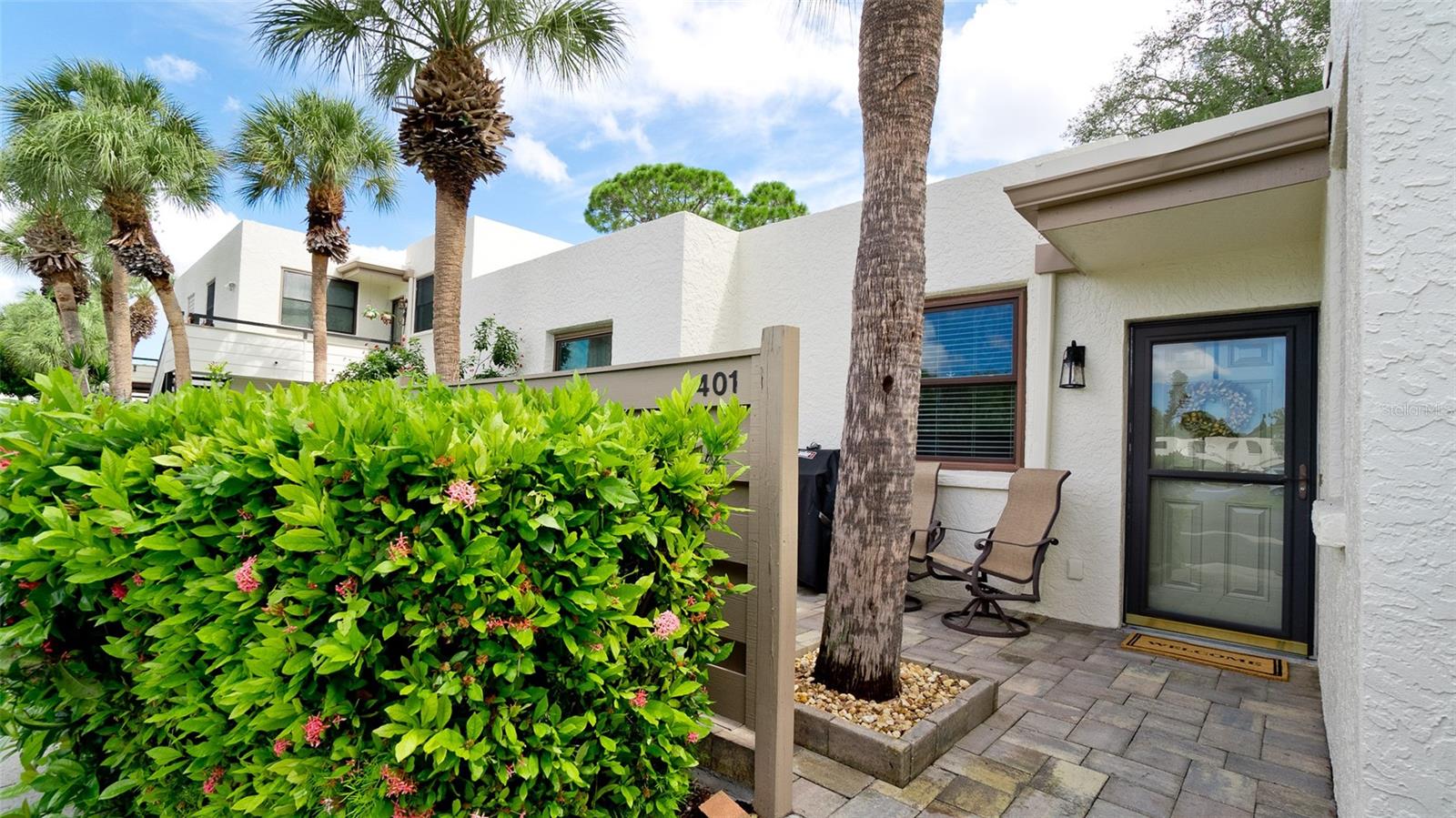 401 Palm Tree Dr #n/a Property Photo 4