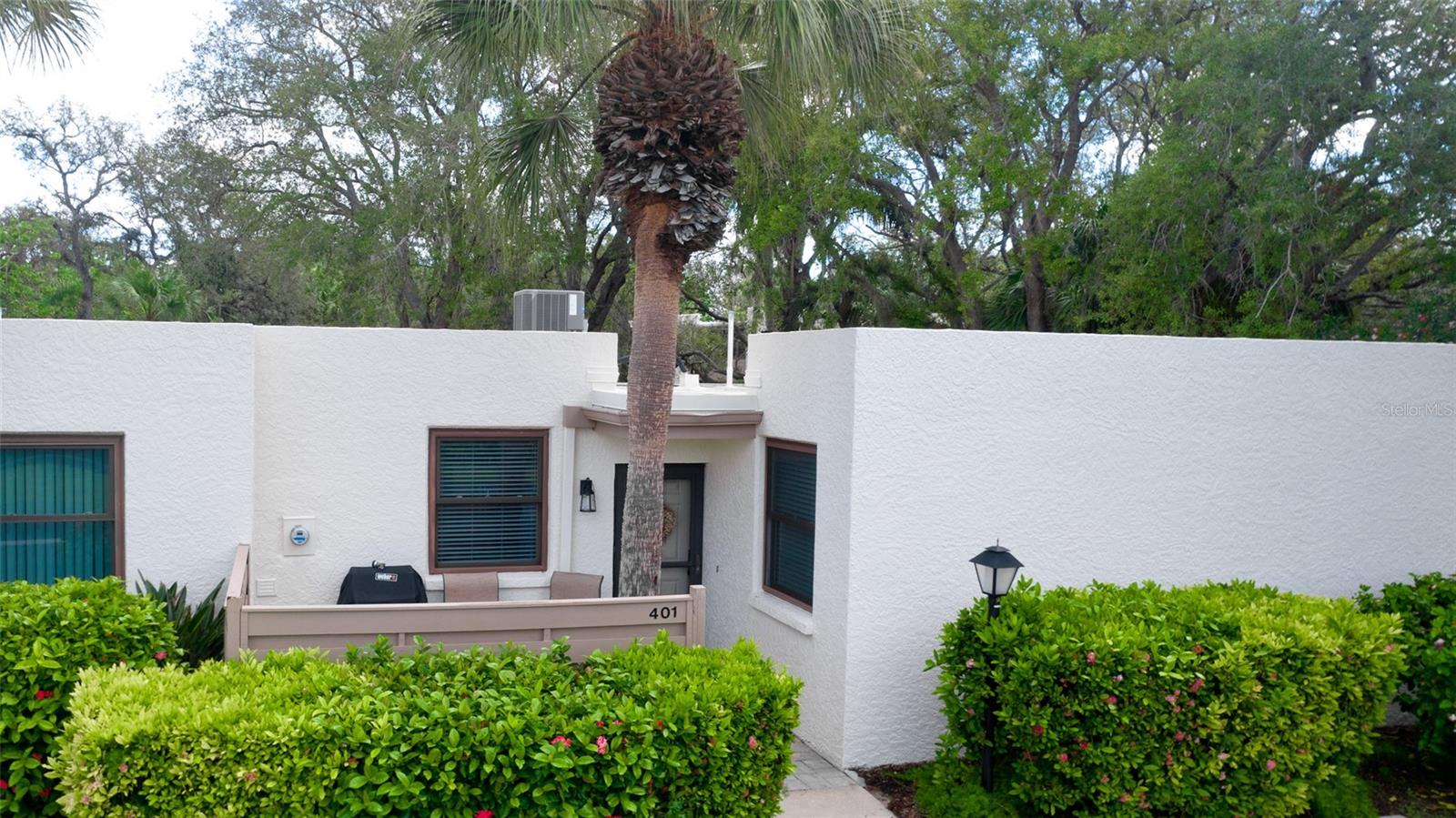 401 Palm Tree Dr #n/a Property Photo 6