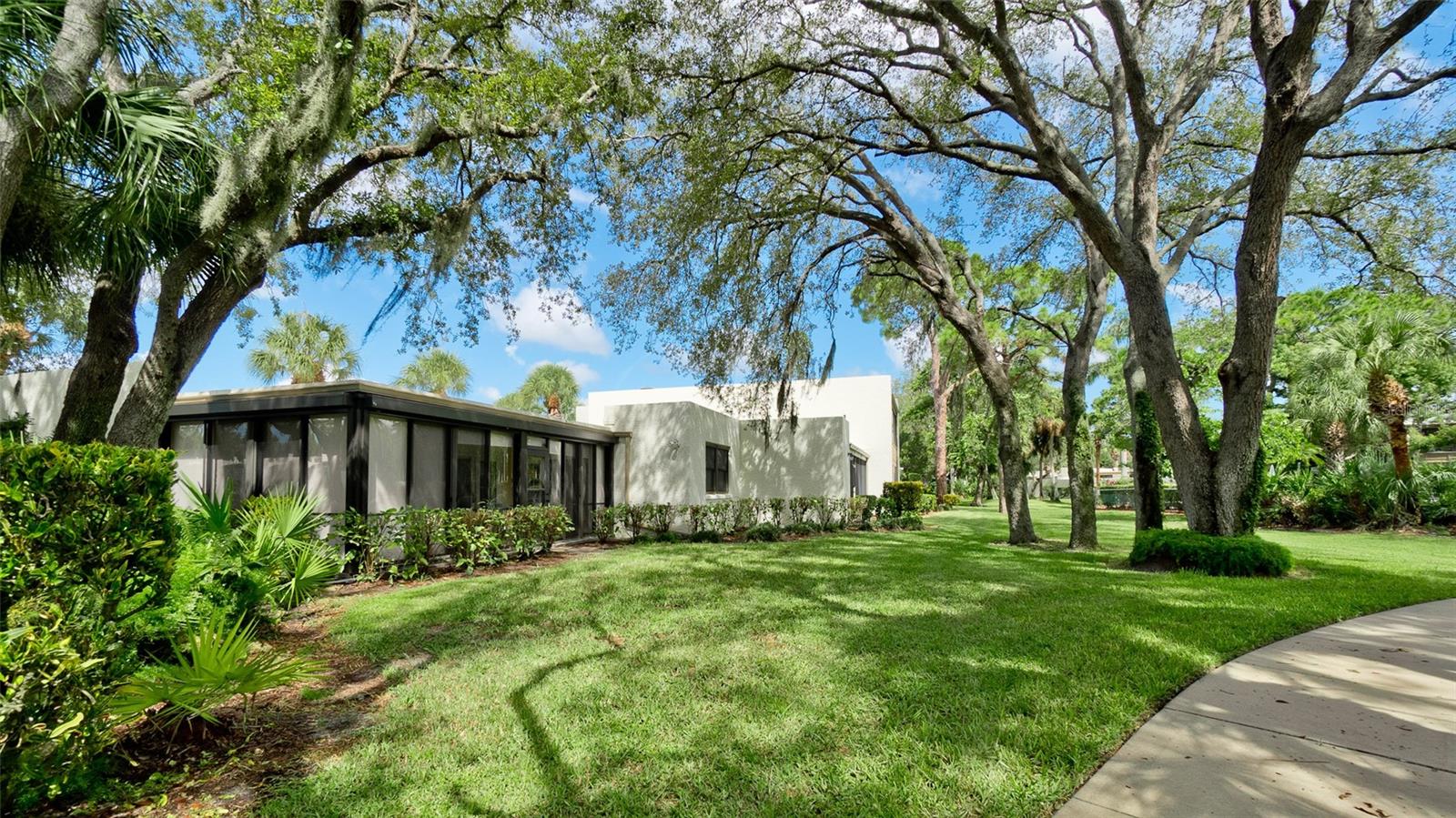 401 Palm Tree Dr #n/a Property Photo 34