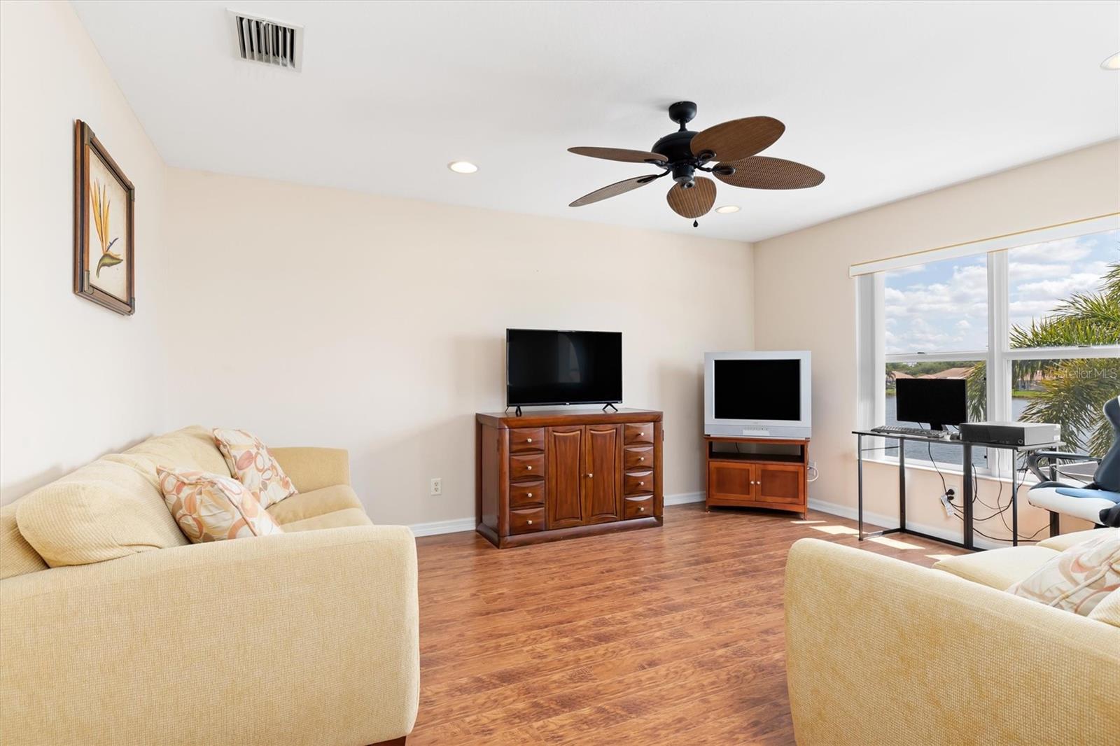 6918 74th Street Cir E Property Photo 26