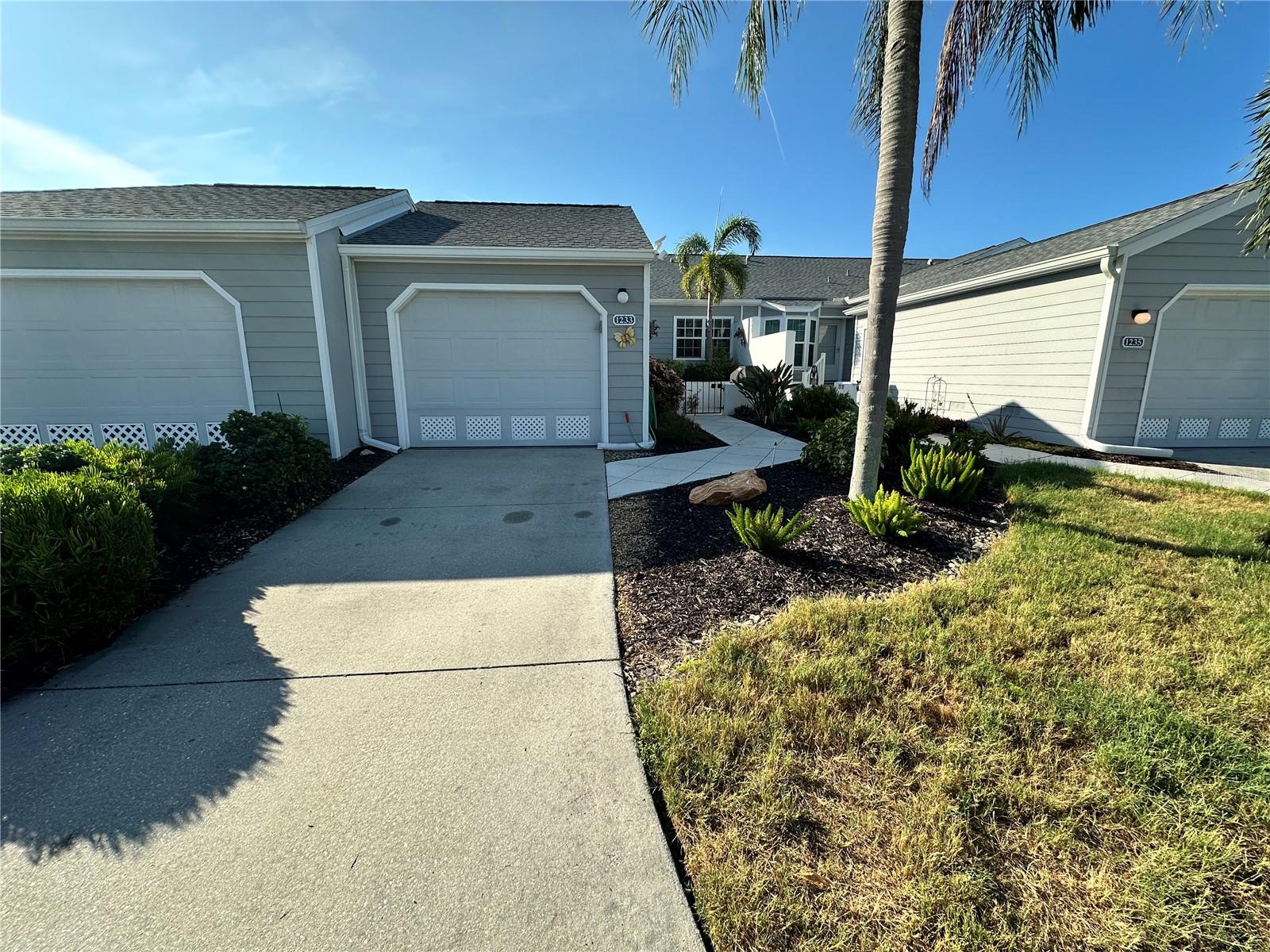 1233 SPOONBILL LANDINGS CIR #NA Property Photo 1