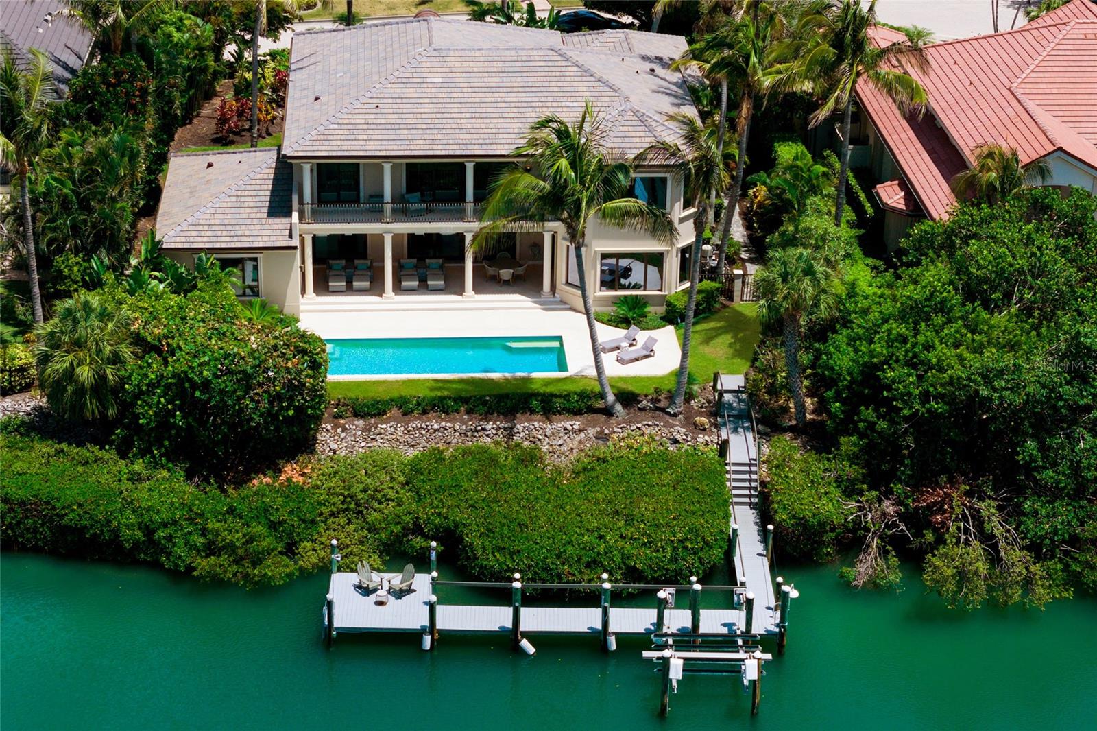 65 Lighthouse Point Dr Property Photo 4