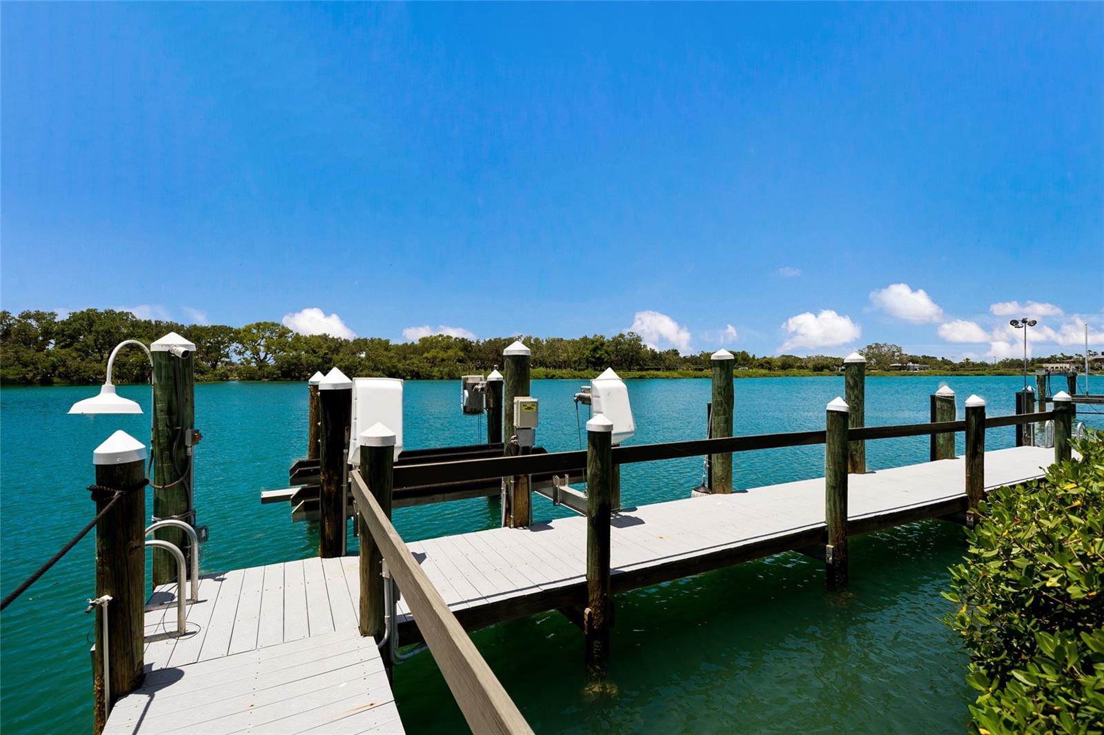 65 Lighthouse Point Dr Property Photo 46