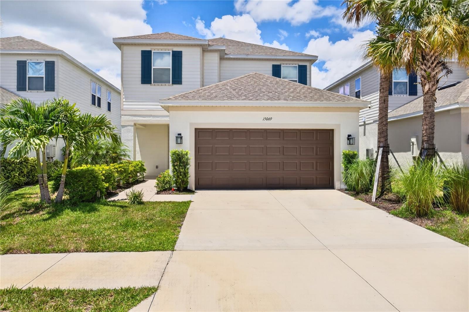 15069 Shady Palms Ln Property Photo 1
