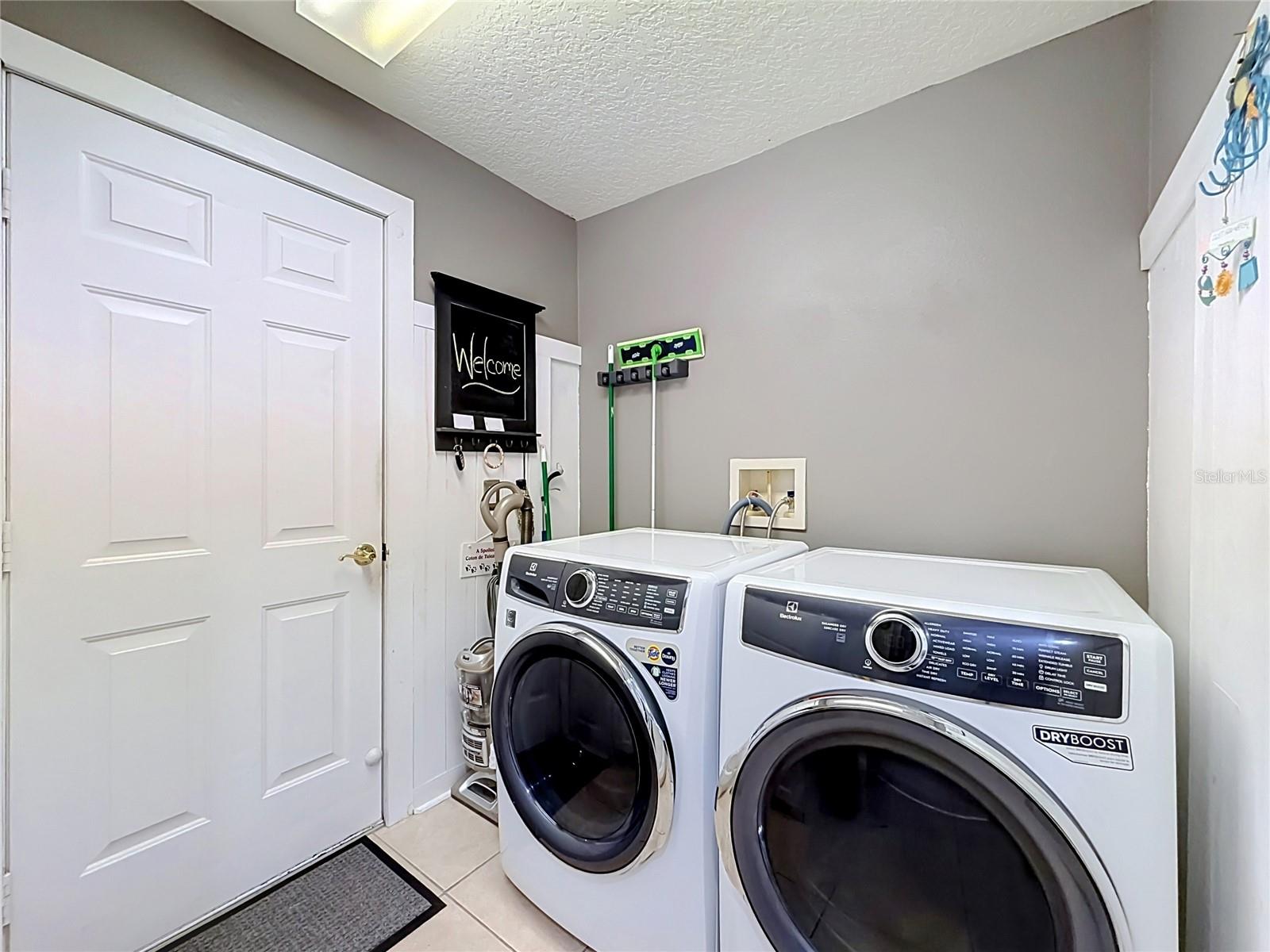 5846 Bent Grass Dr Property Photo 22