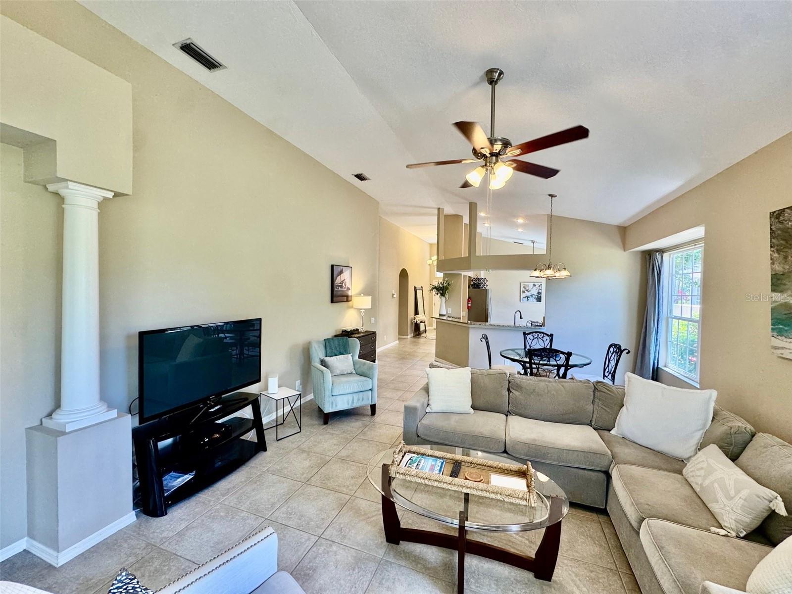 7330 Kensington Ct Property Photo 7