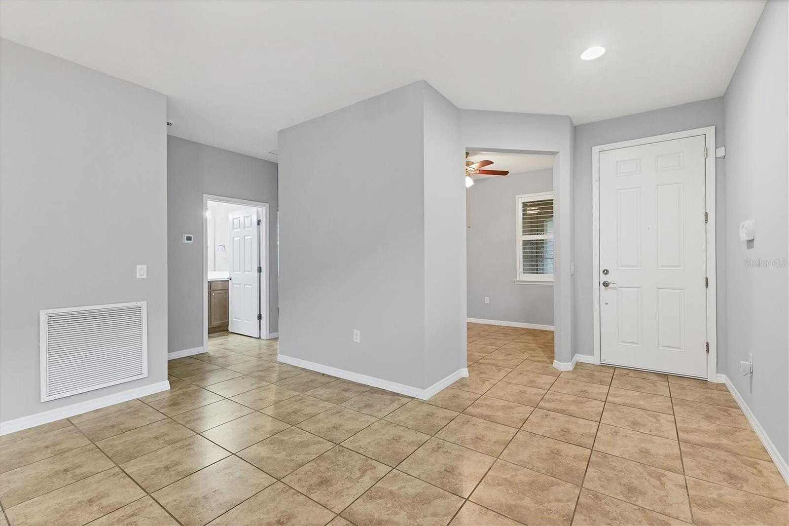 19010 Mangieri St Property Photo 3