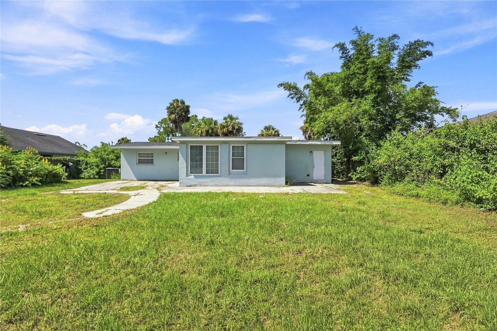 2618 Lakeshore Cir Property Photo 24