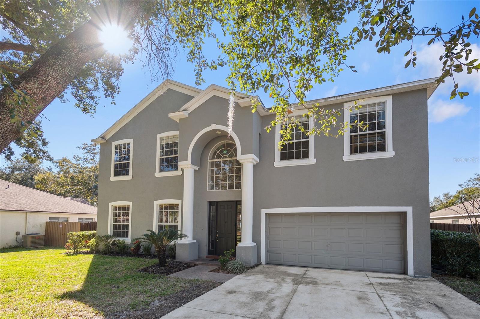1542 Mccrea Dr Property Photo 3