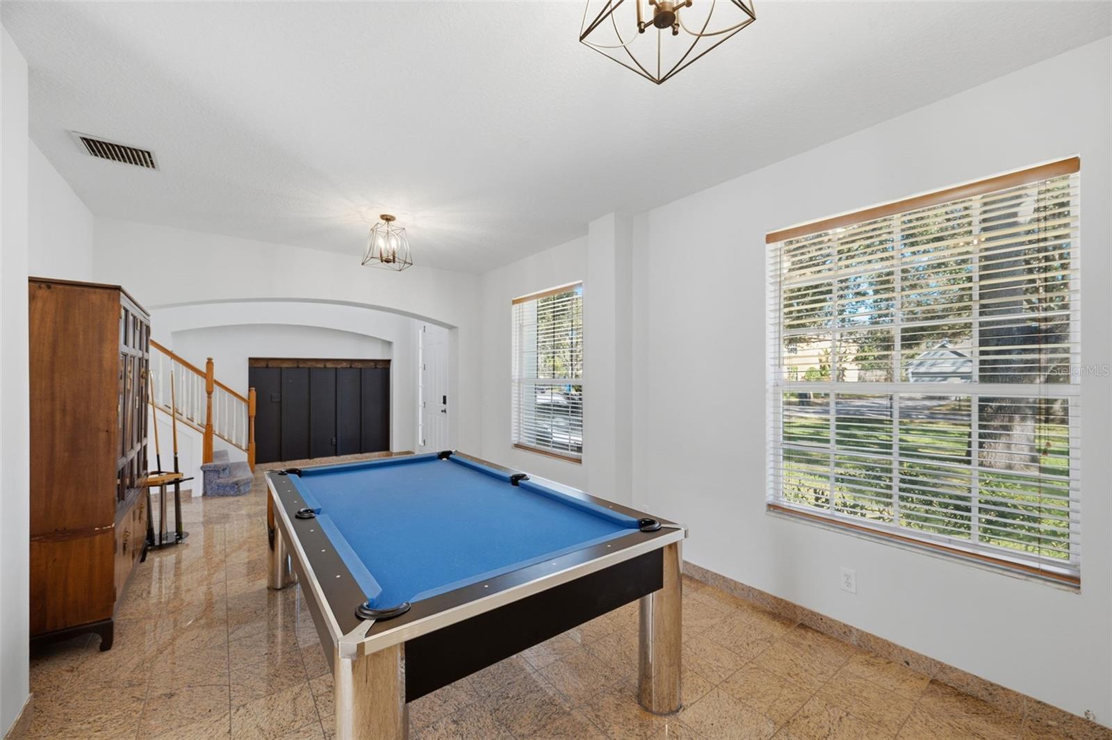 1542 Mccrea Dr Property Photo 15