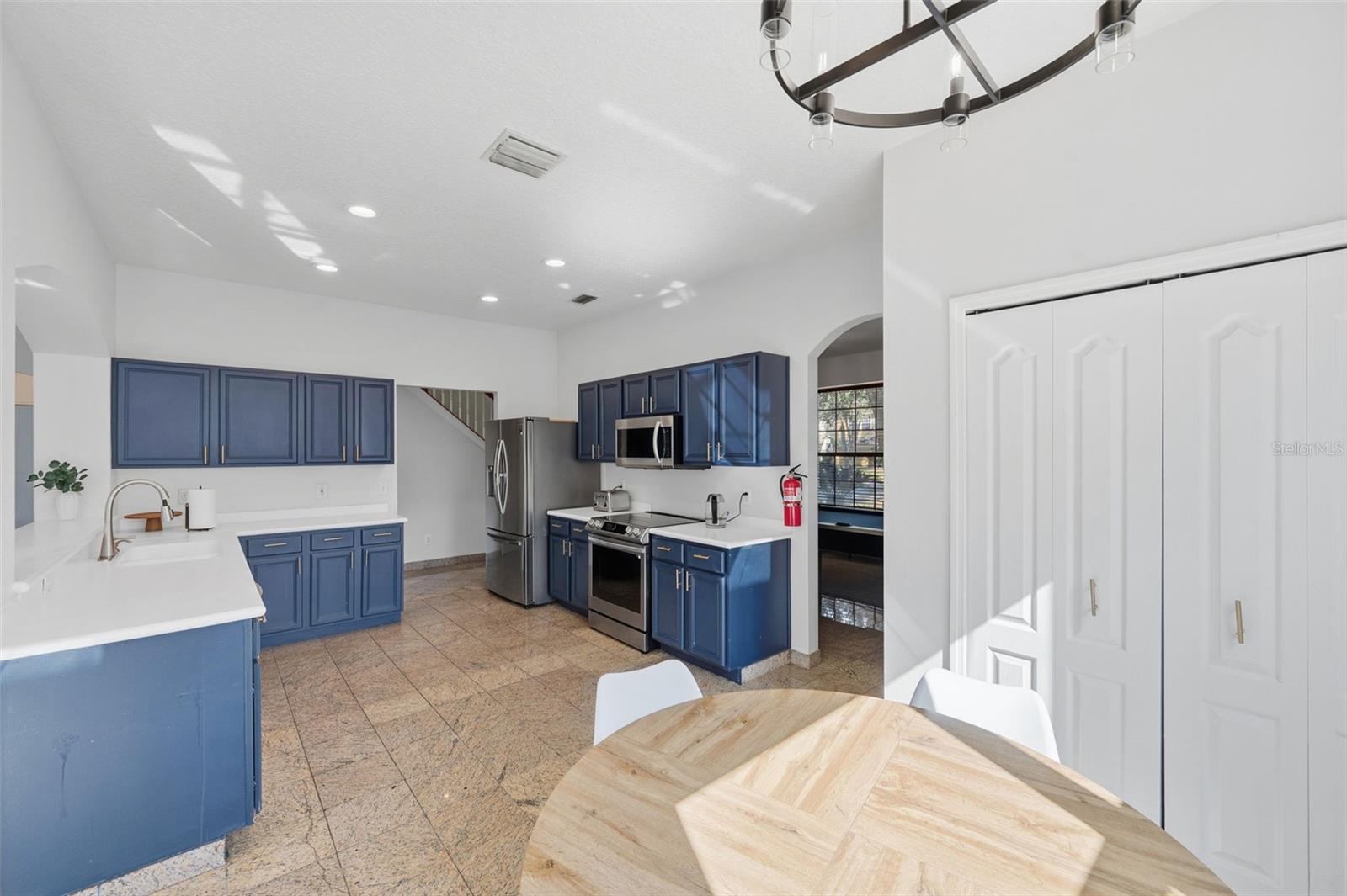 1542 Mccrea Dr Property Photo 19
