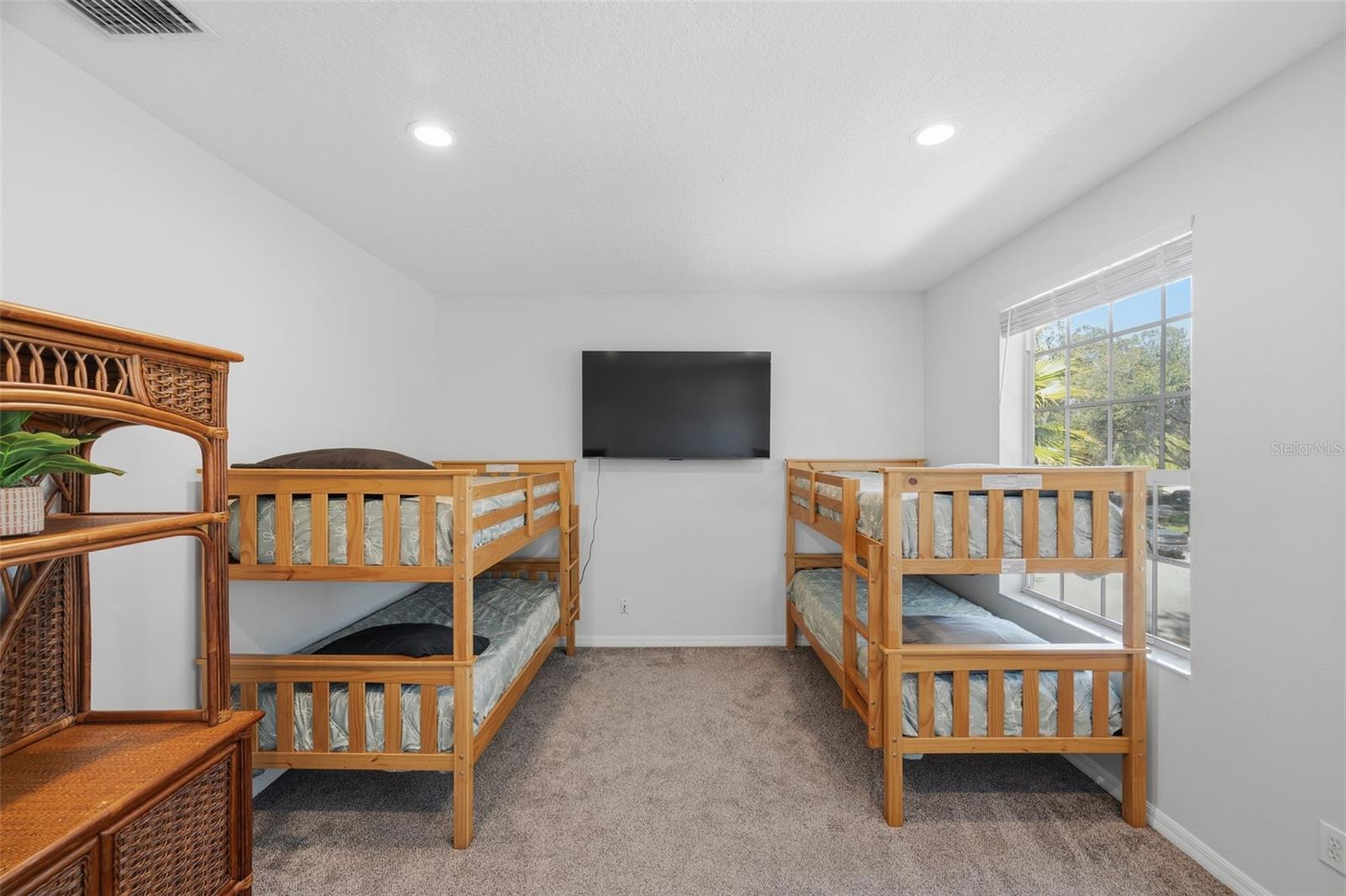 1542 Mccrea Dr Property Photo 47