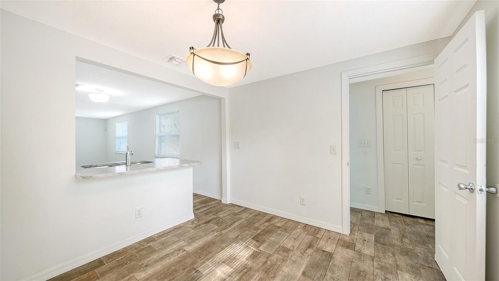 5617 6th Street Ct E #a & B Property Photo 3