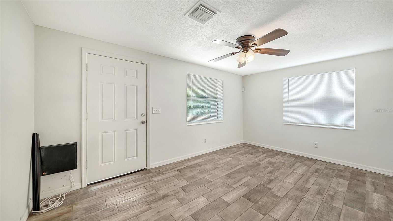 5617 6th Street Ct E #a & B Property Photo 12