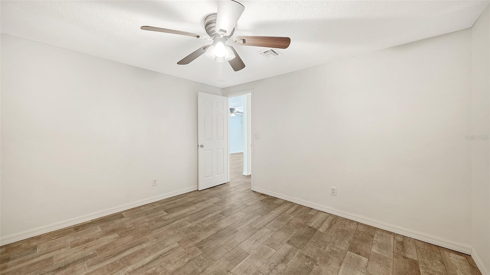 5617 6th Street Ct E #a & B Property Photo 17