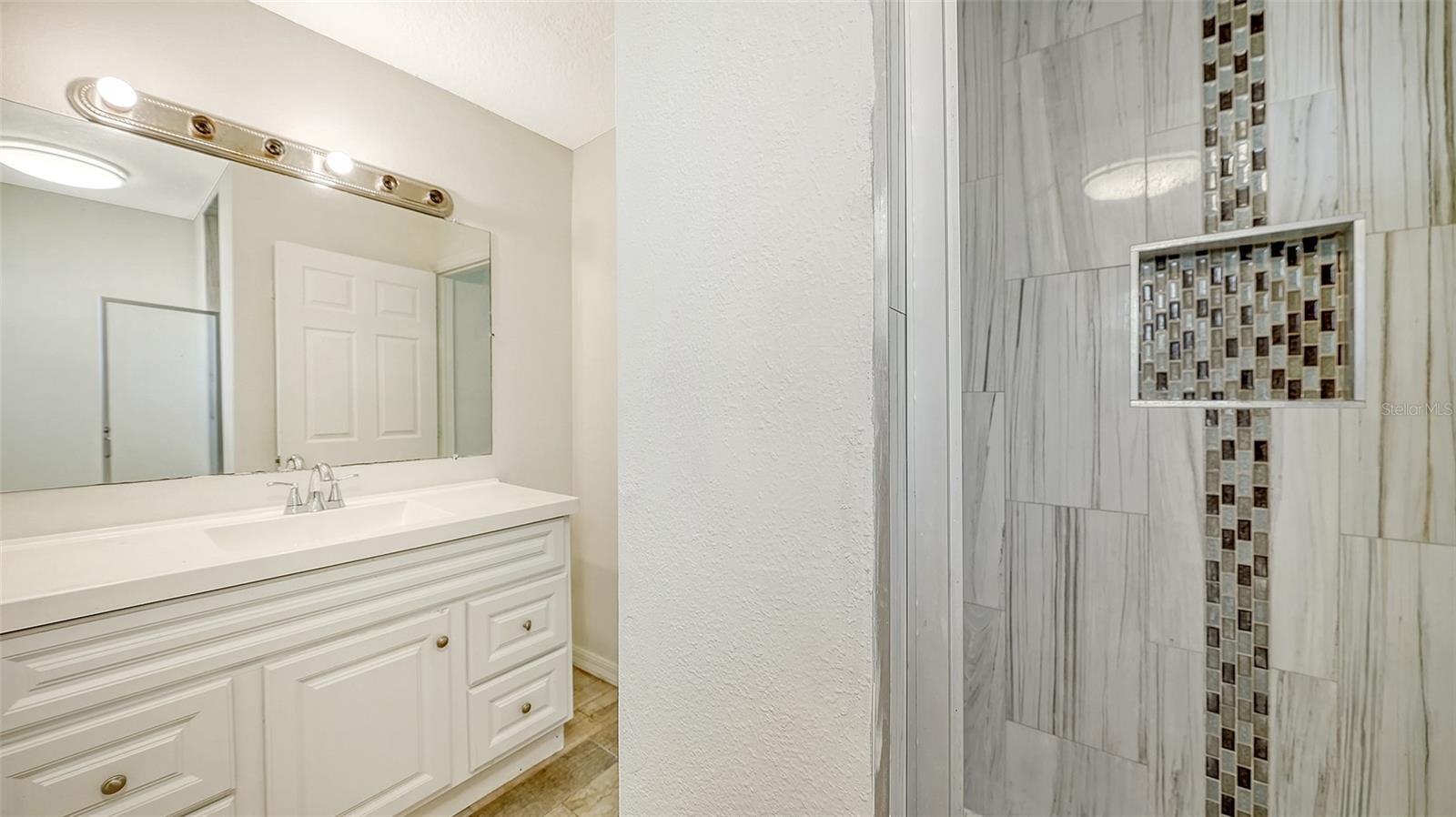 5617 6th Street Ct E #a & B Property Photo 20