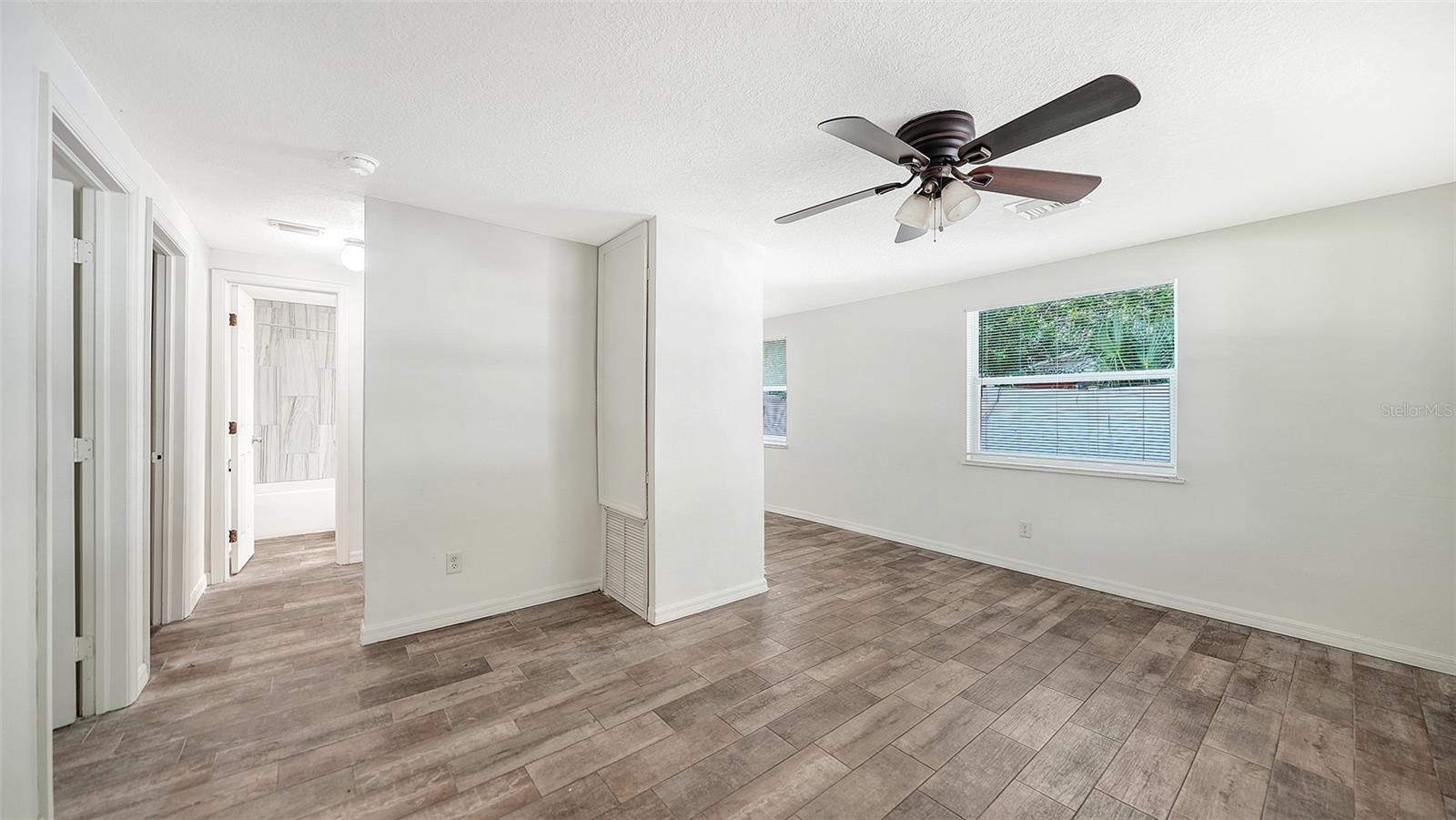 5617 6th Street Ct E #a & B Property Photo 24