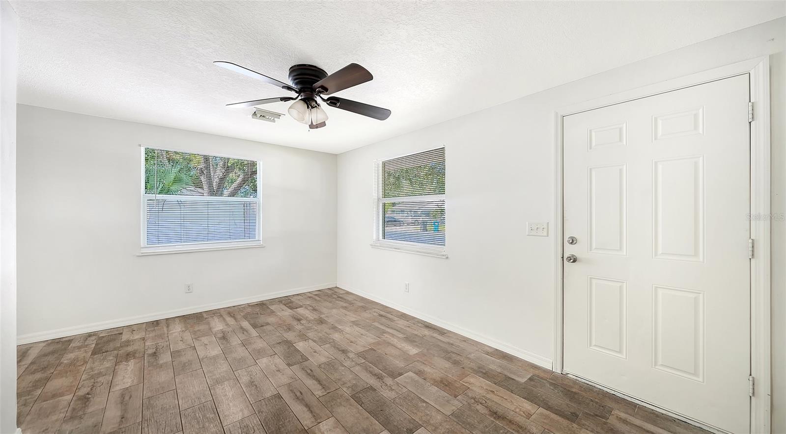 5617 6th Street Ct E #a & B Property Photo 25