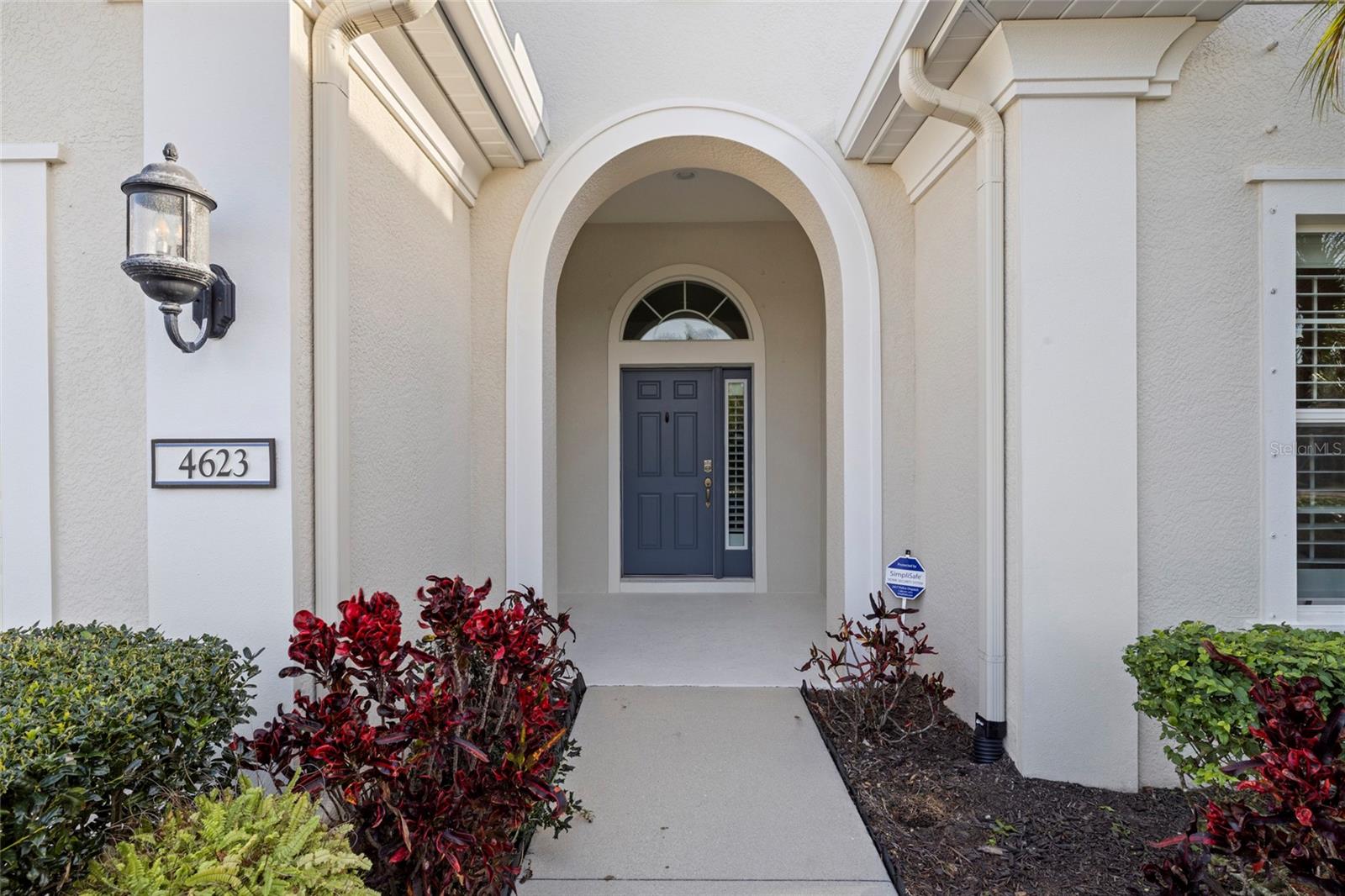 4623 Claremont Park Dr Property Photo 6