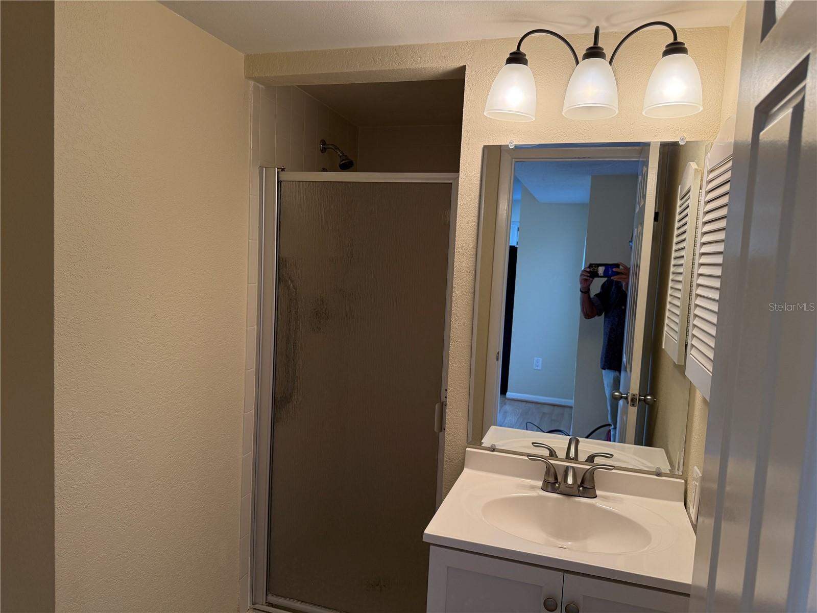5697 Ashton Lake Dr #6 Property Photo 16