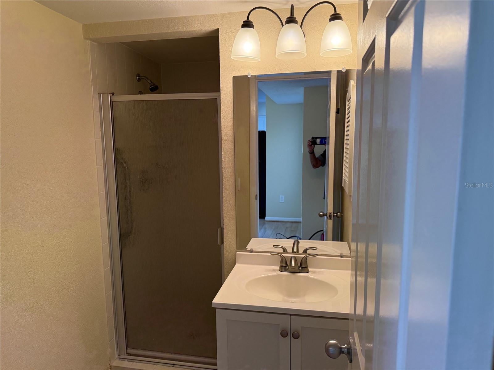 5697 Ashton Lake Dr #6 Property Photo 17