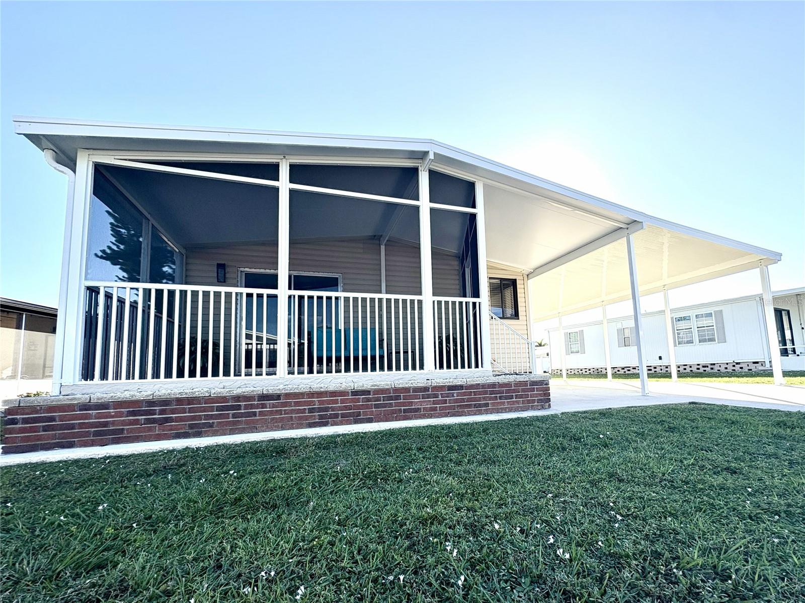 43 N EASTER ISLAND CIR Property Photo 1