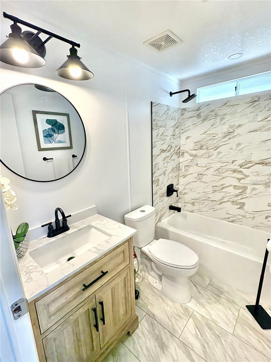 43 N Easter Island Cir Property Photo 12