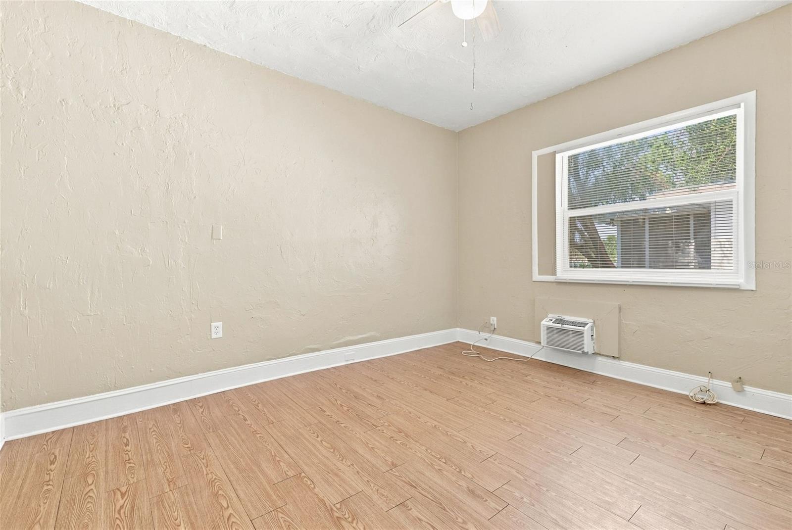 1003 Patterson Dr Property Photo 22