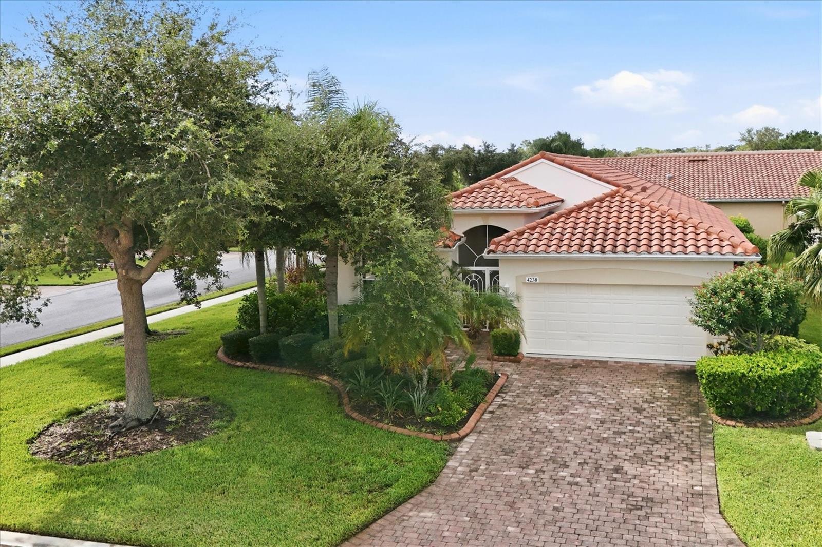 4238 65th Ter E Property Photo 2