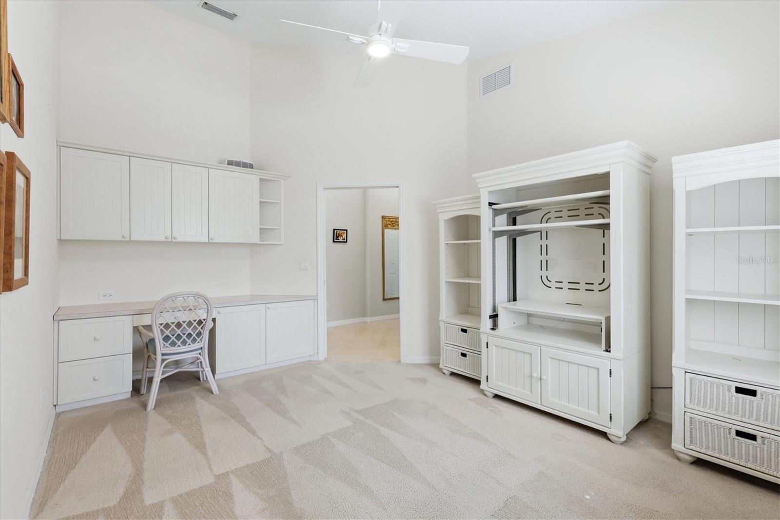 4238 65th Ter E Property Photo 27
