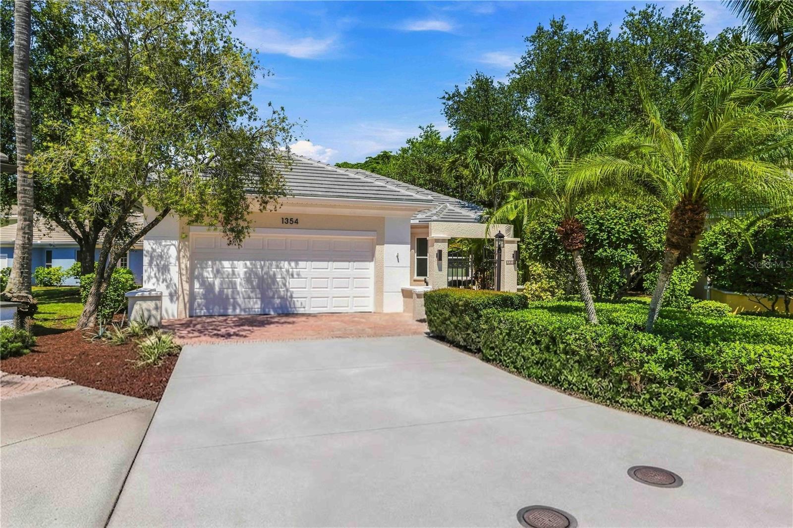 1354 Tearose Pl Property Photo 1