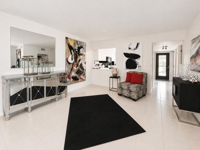 4660 Ocean Blvd #q Property Photo 9