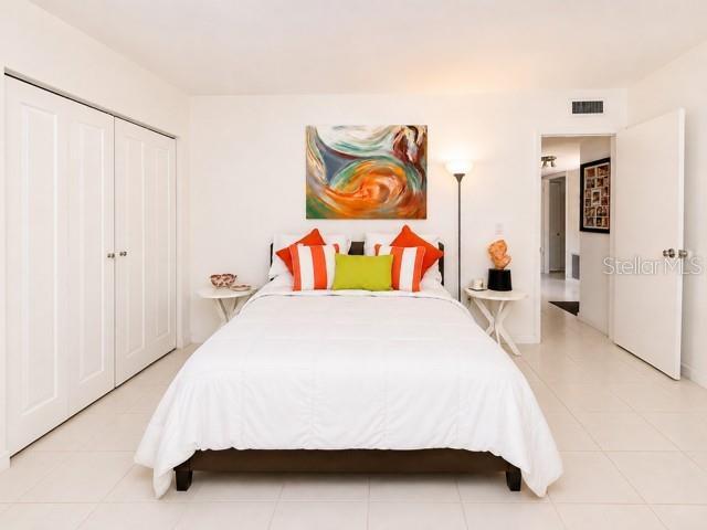 4660 Ocean Blvd #q Property Photo 20