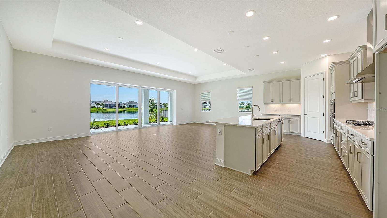 4420 Water Landing Way Property Photo 4
