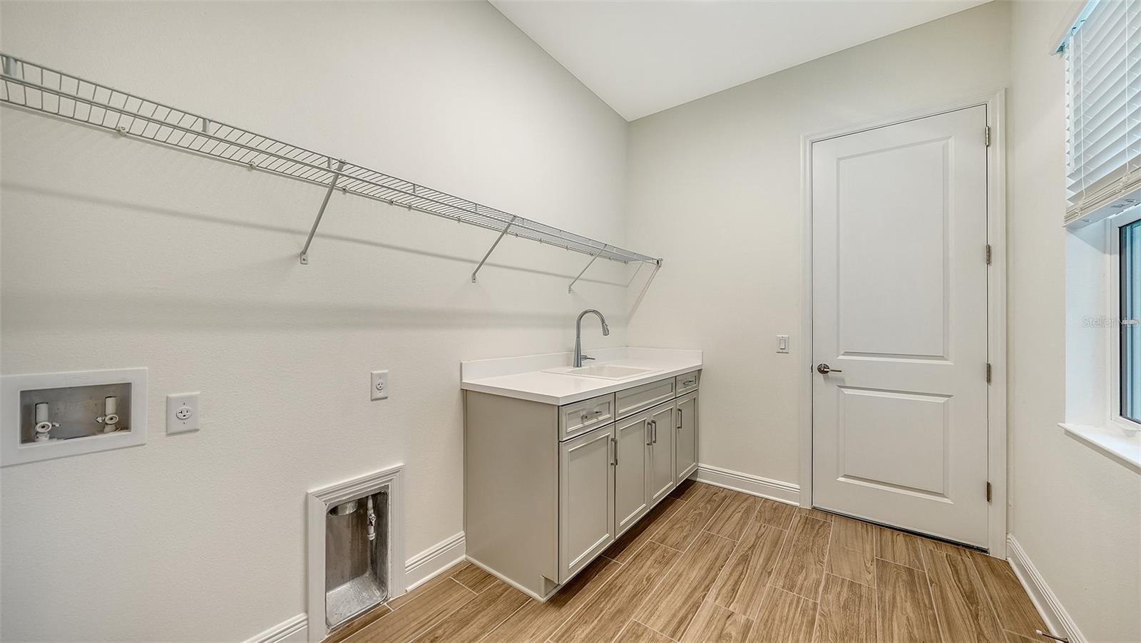 4420 Water Landing Way Property Photo 35