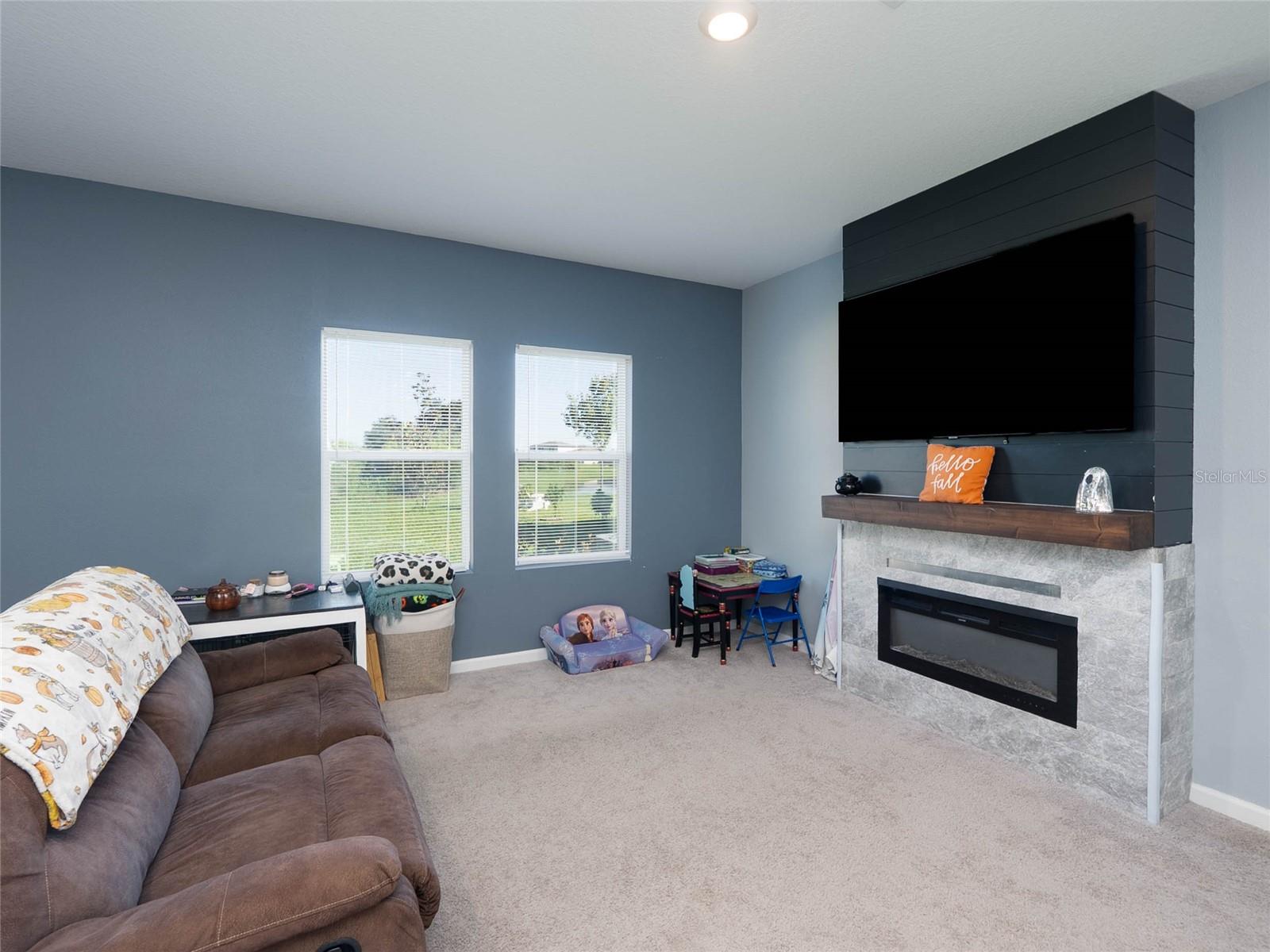 9019 Waxwing Way Property Photo 11