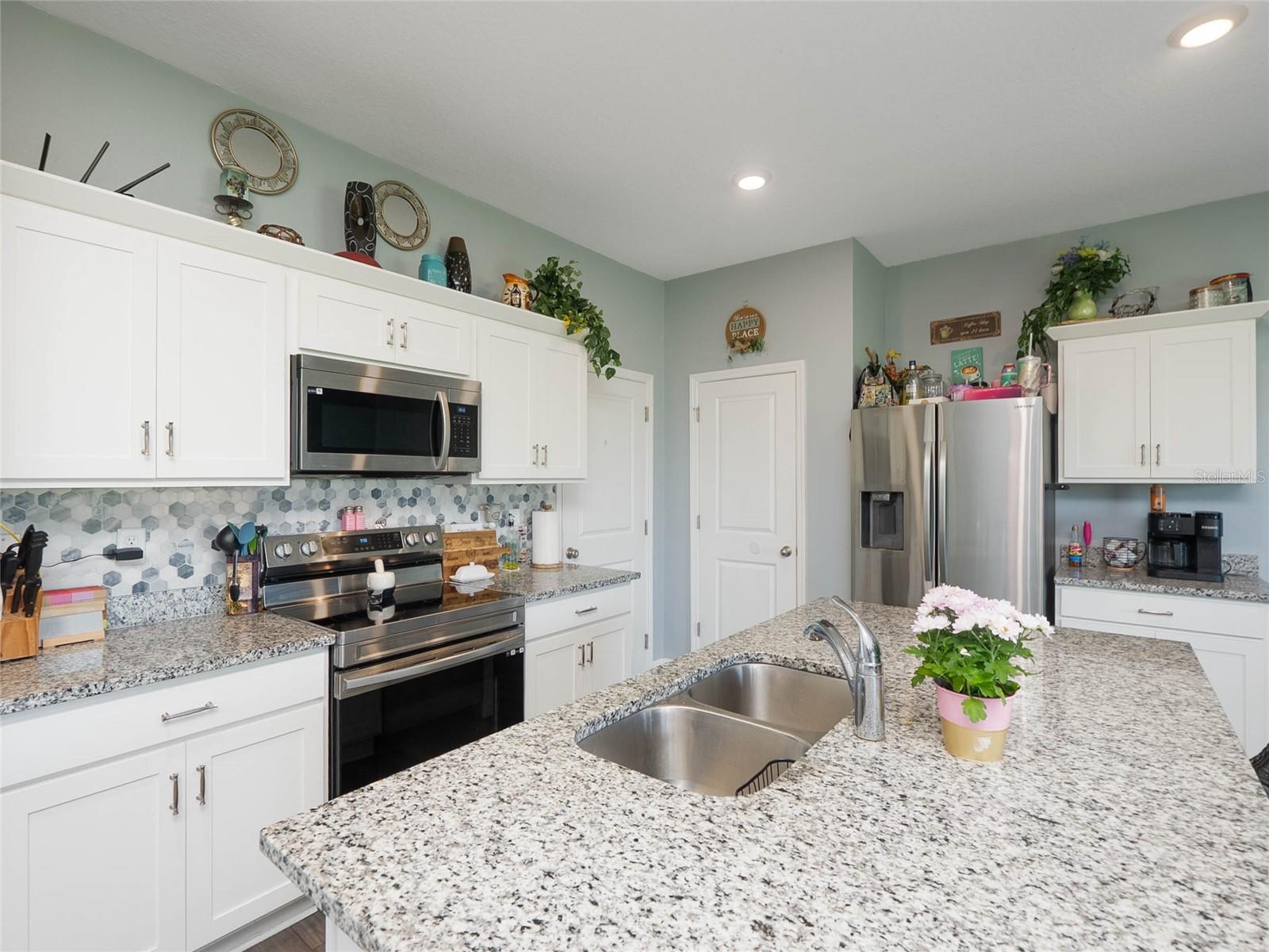 9019 Waxwing Way Property Photo 15