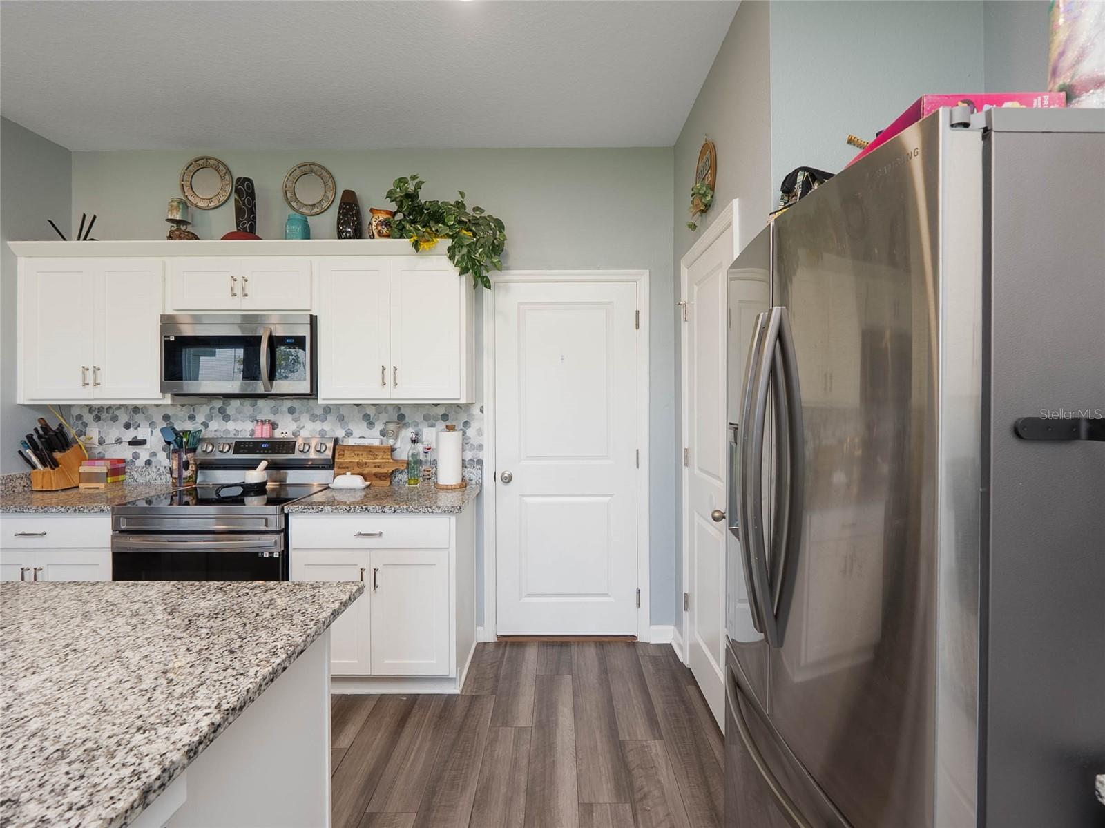 9019 Waxwing Way Property Photo 19