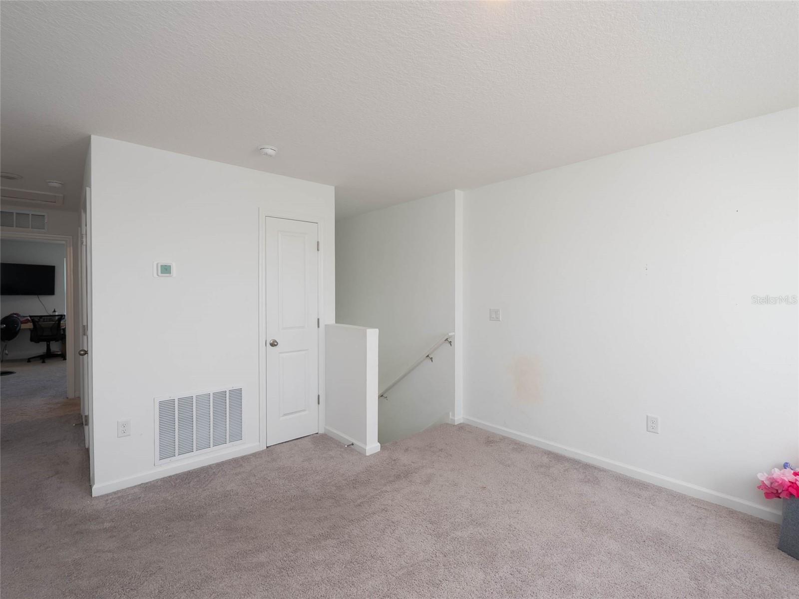 9019 Waxwing Way Property Photo 27