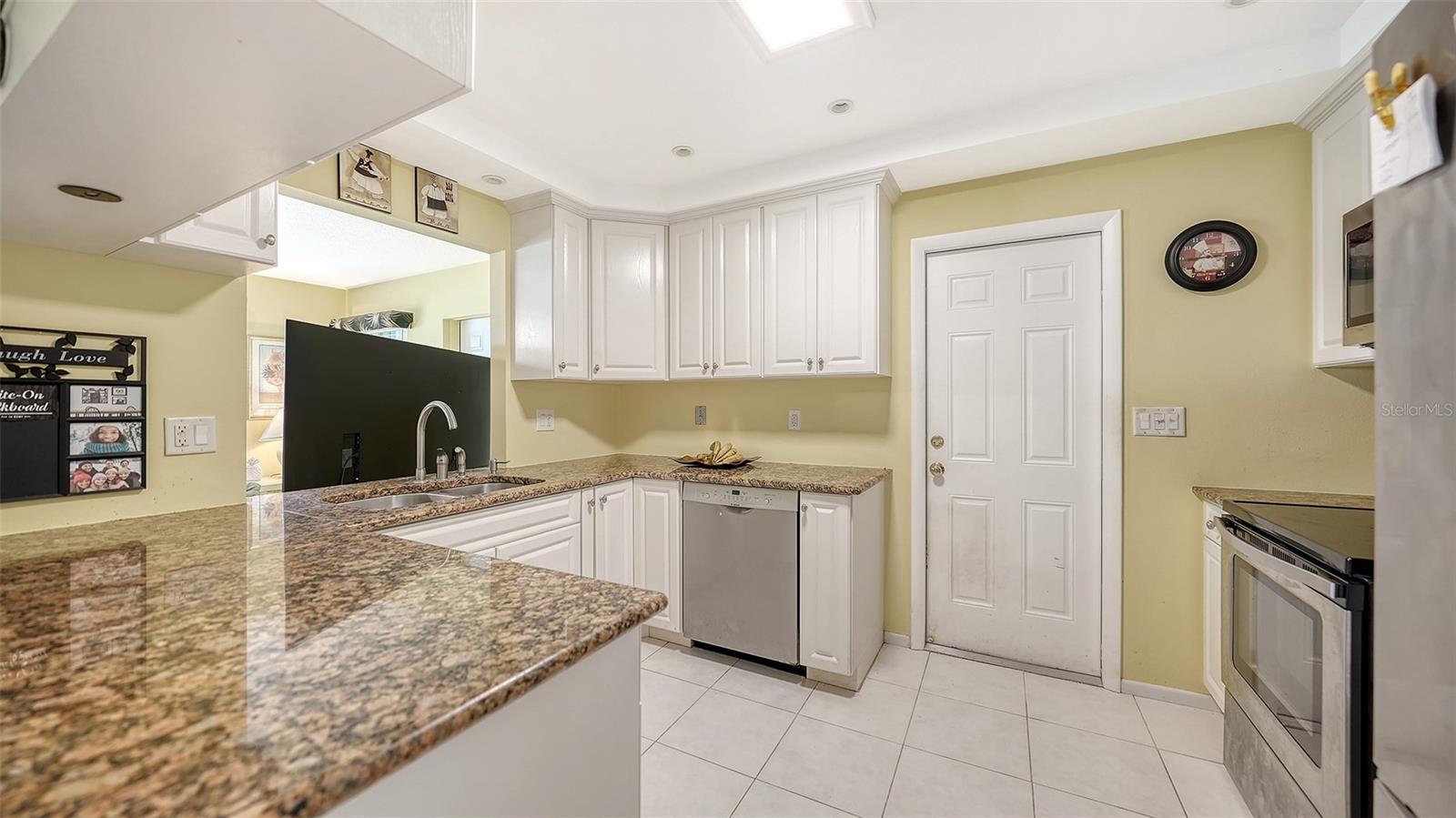 481 W Tarpon Blvd Nw Property Photo 15