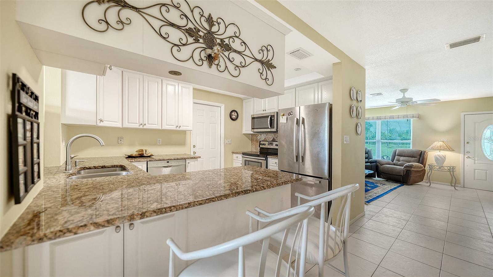 481 W Tarpon Blvd Nw Property Photo 17